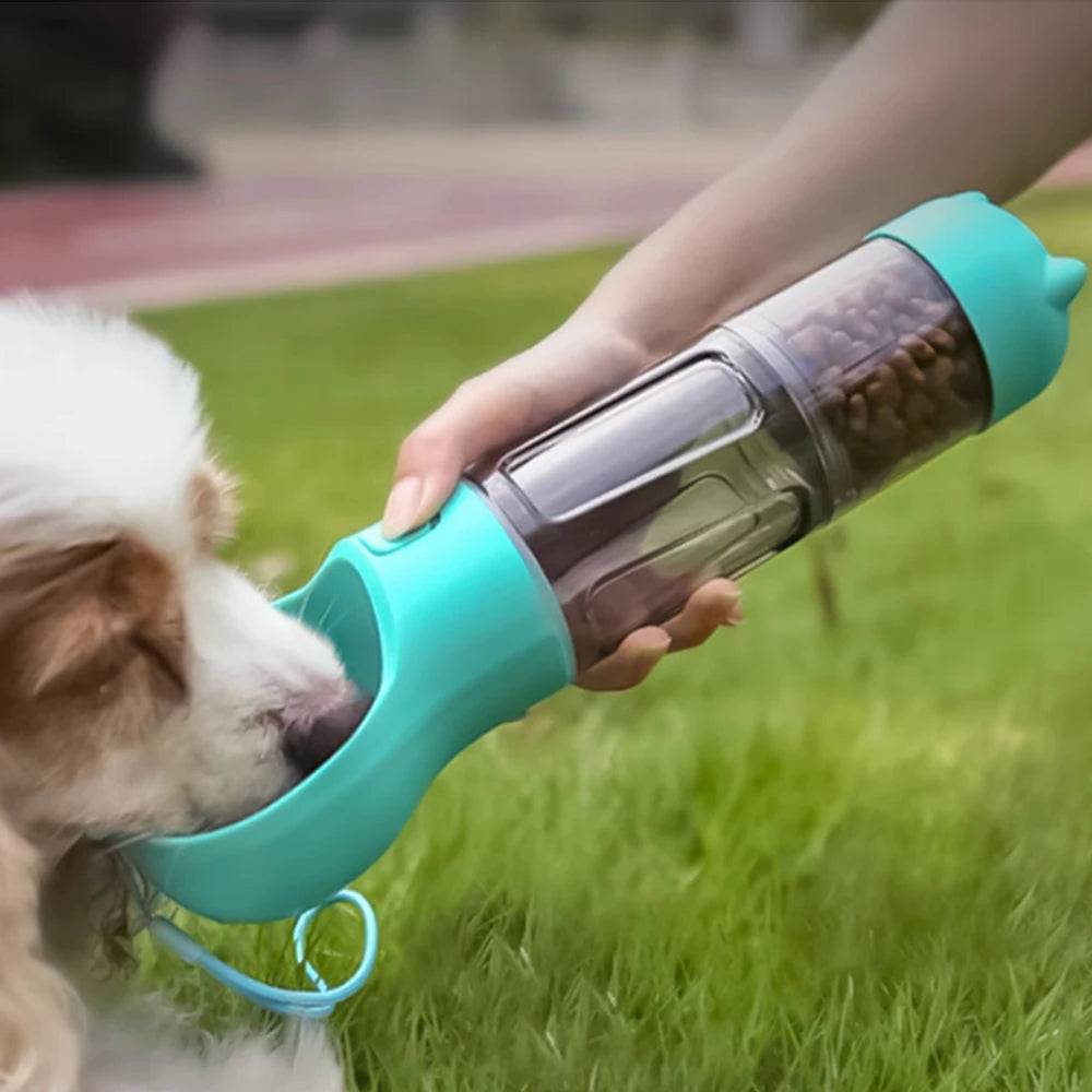 Botella Dispensadora PetGo 3-in-1™ – Mascota en Marcha 3 en 1